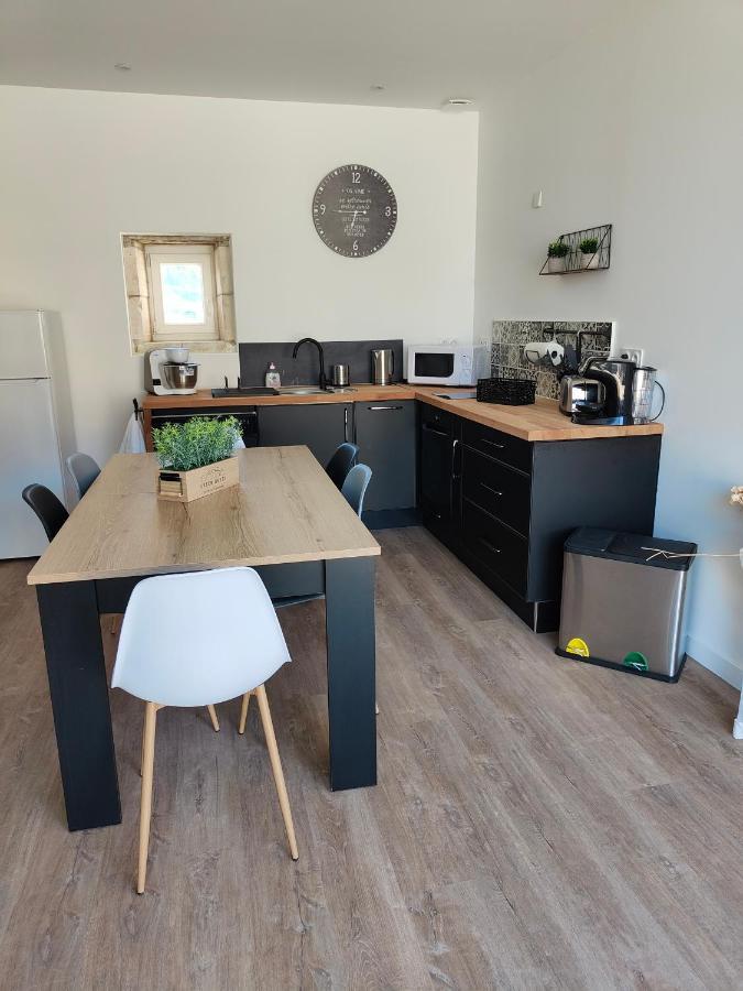 Gite Les Piraudieres Noyant-de-Touraine Exterior foto