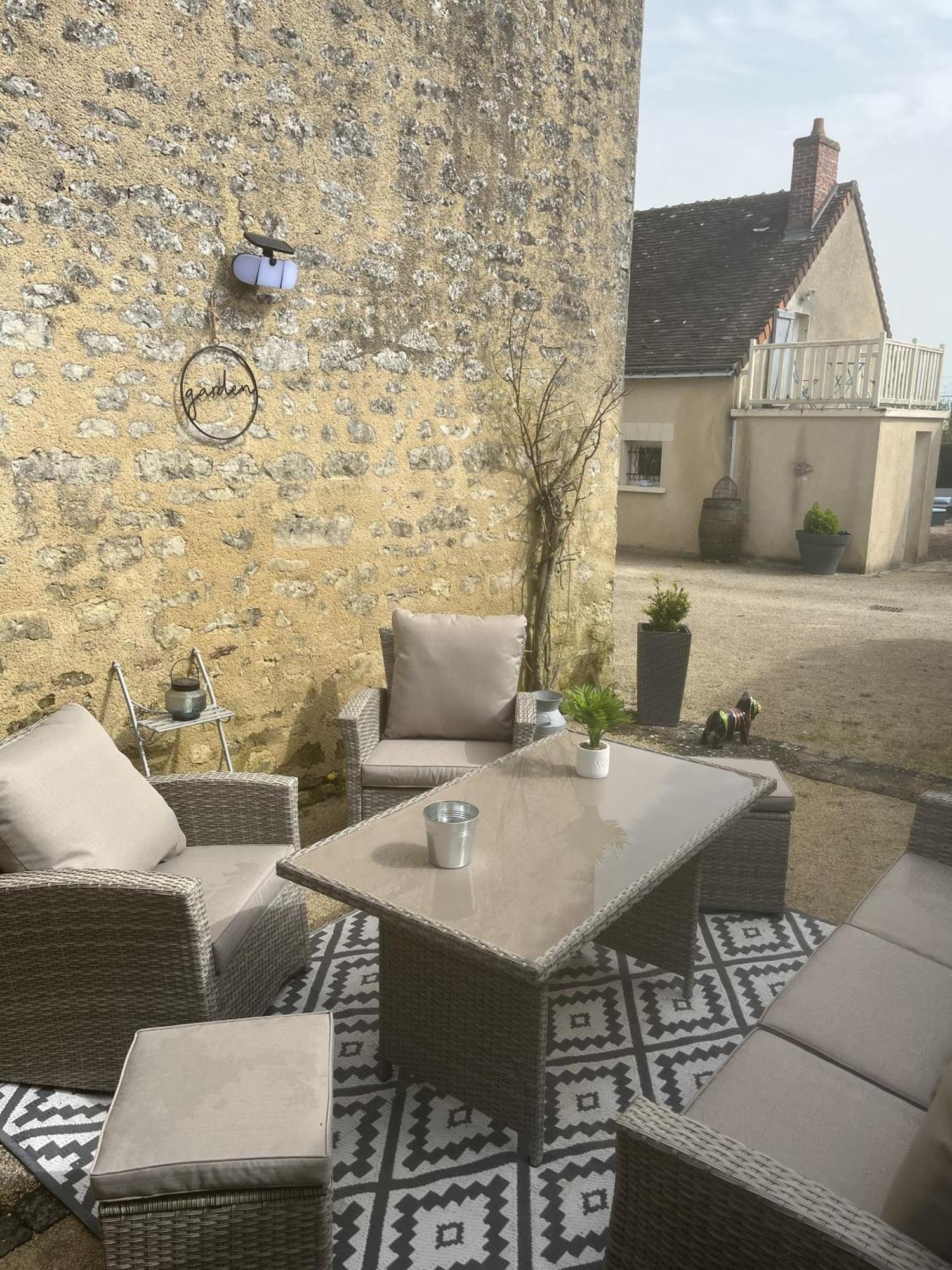 Gite Les Piraudieres Noyant-de-Touraine Zimmer foto